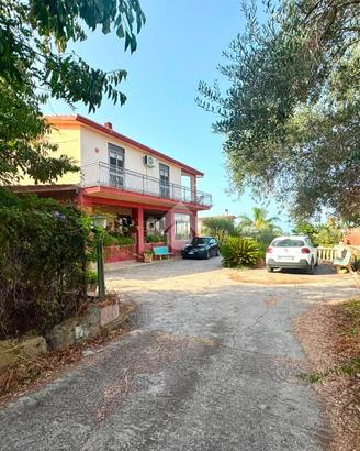 PORZIONE DI BIFAMILIARE A ALTAVILLA MILICIA