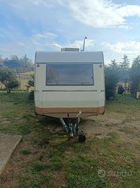 Roulotte dethleffs nomad