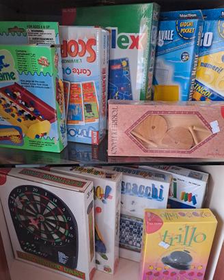 giochi di vario tipo stock 