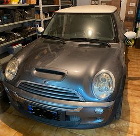 Mini Cooper S - 1.600 cc - 16V