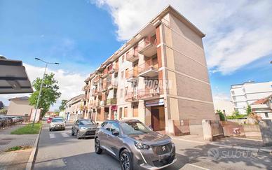 TRILOCALE RISTRUTTURATO CON TERRAZZO !!!