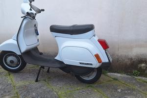 Vespa 125 V iscritta FMI Conservata