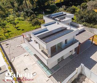 Via Castelforte Villa Bifamiliare con giardino