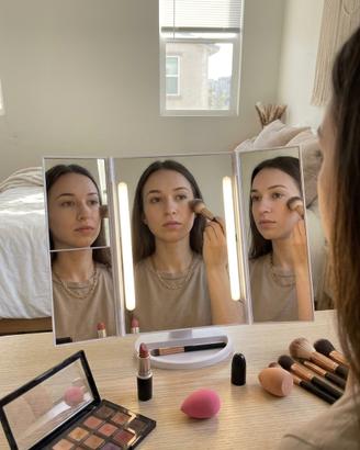 Specchio Make-up LED Richiudibile ✨ Come Nuovo
