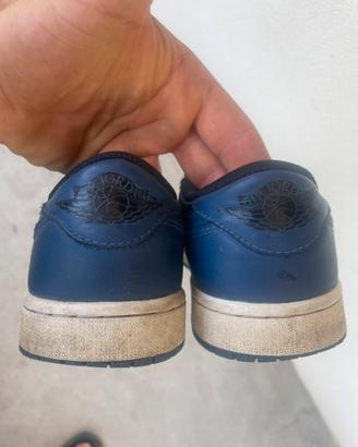 Jordan low blue navy 40.5