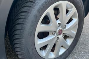 Gomme e cerchi sedici sx4