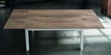 Tavolo soggiorno/cucina