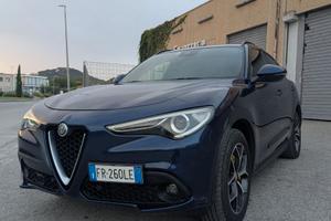 Stelvio 2.2  q4 210 CV