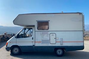 camper Ford transit  benzina/GPL valido 2030