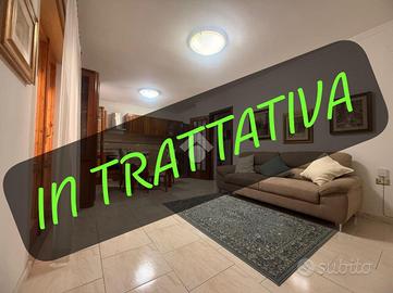 4 LOCALI A CASALNUOVO DI NAPOLI