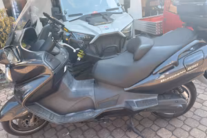 Burgman 650 executive