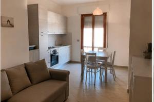 Bilocale-Firenze Bellariva-con balcone