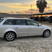 Audi a4 2.0 tdi 140 cv s line cambio automatico