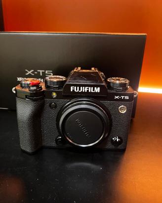 Fuji XT5 corpo nero
