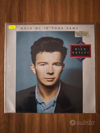 LP/33 di Rick Astley - Hold Me In Your Arms 