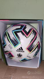 pallone calcio Adidas 