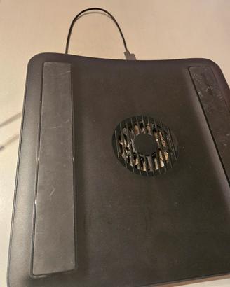 Piano supporto per computer portatile  con ventola