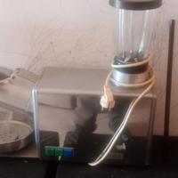 Macchina trita ghiaccio e frullino per frappe