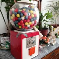 Distributore chewing-gum 