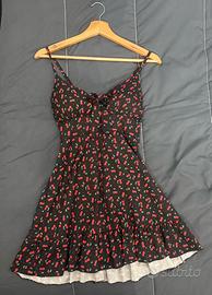 Abito estivo corto con ciliegie