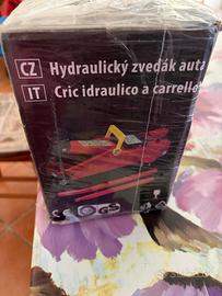 Cric ifraulico a carrello