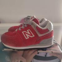 Lotto quattro paia di scarpe per bimbi numero 20