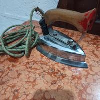 Ferro da stiro GENIT 160 W350
vintage anni 60