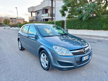 OPEL Astra 1.3 Diesel 5 porte adatta Neo Patentati