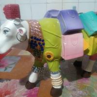 mucca terracotta colorata