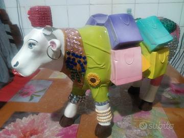 mucca terracotta colorata