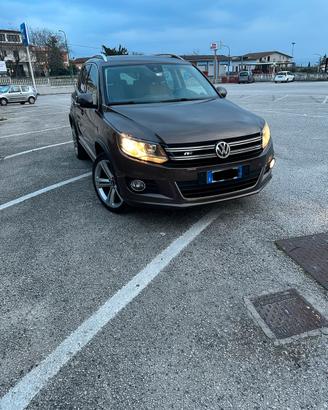 Volkswagen Tiguan R Line 2.0 Tsi 4motion