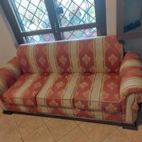 Coppia di divani colorati