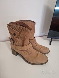 Nero Giardini Stivaletto Donna N.39