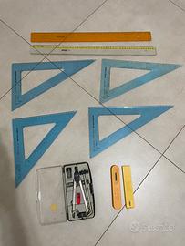 Set di strumenti geometrici per disegno tecnico