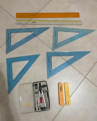 Set di strumenti geometrici per disegno tecnico