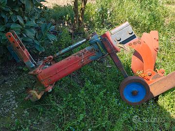Aratro per trattore da 50 cv