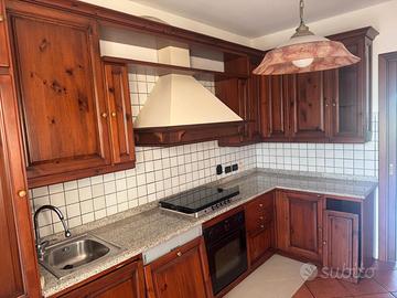 CUCINA COMPLETA – ELETTRODOMESTICI INCLUSI