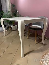 Tavolo bianco lucido allungabile