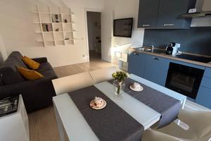 Appartamento arredato appena ristrutturato