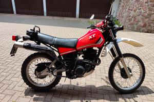 Yamaha XT 400