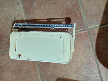 bilancia pesa neonato 