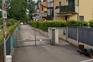 Box auto a solbiate con cagno via san Quirico 10a