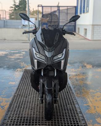 VOGE SR1 – 125cc | 4.022 KM | PARI AL NUOVO