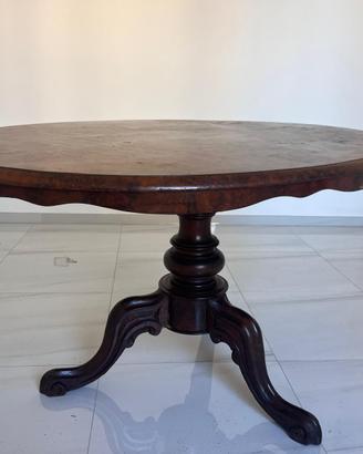 Antico tavolo stile vittoriano inglese con piano o