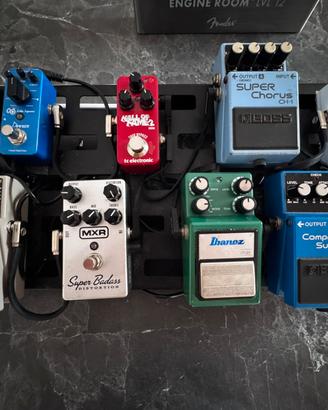 Pedali per chitarra +alimentatore