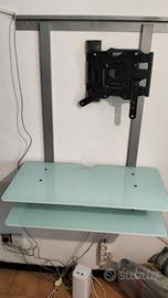 mensole in cristallo a sospensione per TV a parete