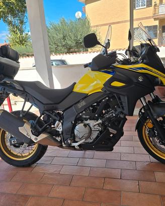 Suzuki V Strom DL 650 XT 07.2022 KM 8.679