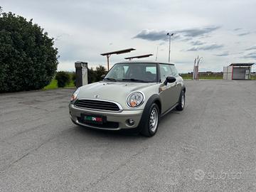 Mini 1.6 16V Cooper Pepper