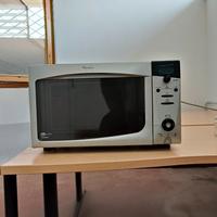 Forno microonde e grill