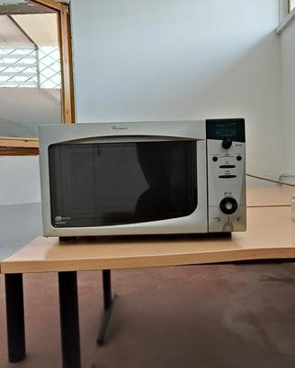 Forno microonde e grill